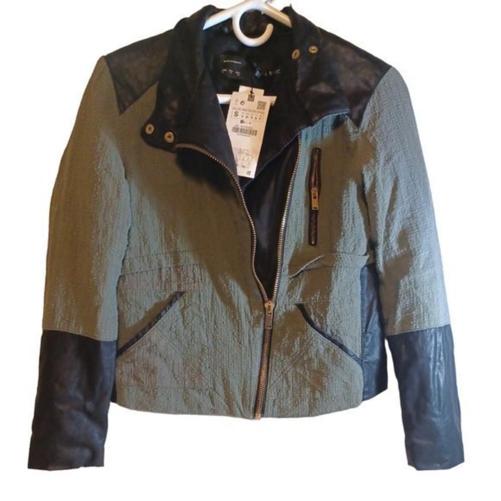 Zara Basic New Tags Green With Black Accent Jacket Zippered‎ Super Cool